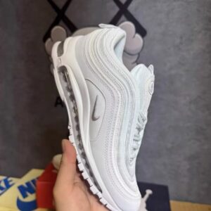 Nike Downshifter Structure 25 'Peach Cream'