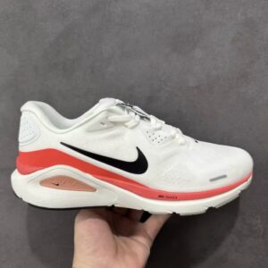 Nike Winflo Zoom Fly 5 'Bred'